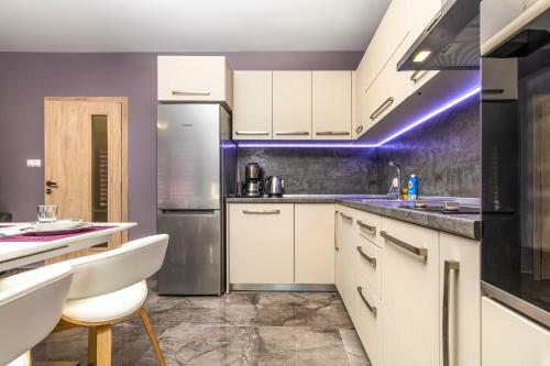 Apartamento Stylish 1bd Flat With A Parking Spot
