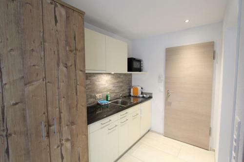 Apartment-haus Gr�nichen