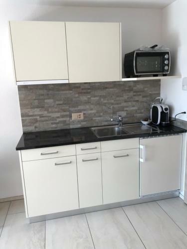 Apartment-haus Gr�nichen