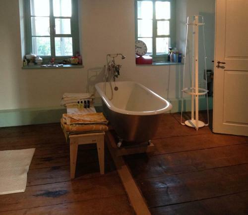 Apartamento Spacious 3 Room House With Garden