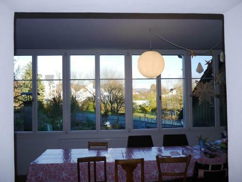 Apartamento Spacious 3 Room House With Garden