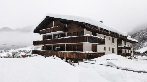 Apartamento Wunderstay Alpine 20 Chic New Studio W Pool & View