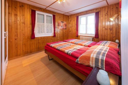 Apartment Firnrot "einfach Unkompliziert"