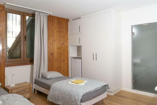 Hotel H�tel Du Cheval-blanc