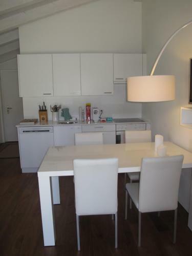 Lenz 2 Bedroom Apartment