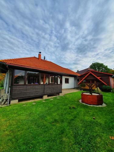 Domek C�sa?sk�