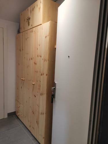 Moji Sousedi II - Apartm�n ?erven�