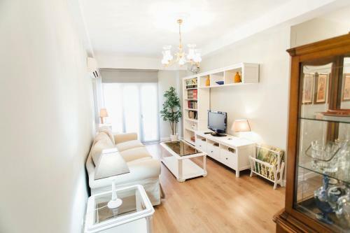 Apartamento Idilico �tico En Triana-3bd+1bth
