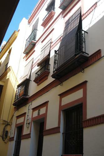 Apartamento Las Columnas de Adriano. Calle M�rmoles, 5