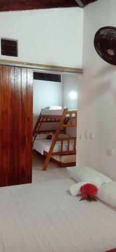 Hostal Caba�a Neverland