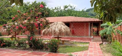Hostal Caba�a Neverland