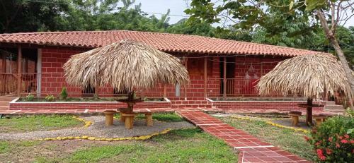 Hostal Caba�a Neverland