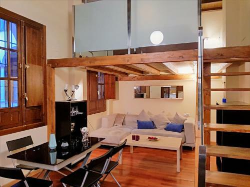 Feria Palace Apartment