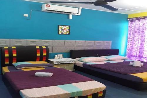 Hotel Oyo Home 90215 Awani Homestay