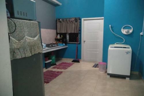 Hotel Oyo Home 90215 Awani Homestay