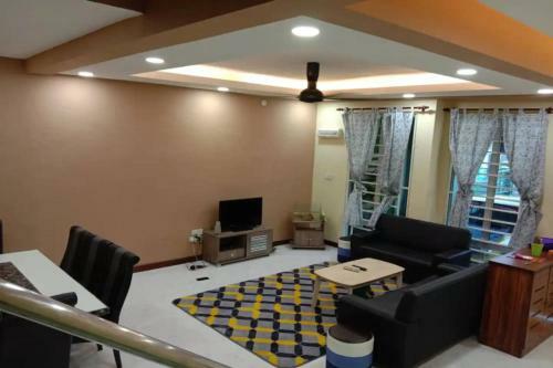 Hotel Oyo Home 90215 Awani Homestay