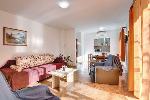 Apartment Mario
