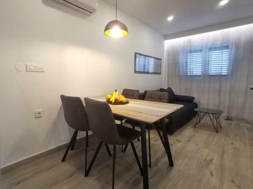 Apartments Tonkita With Jacuzzi