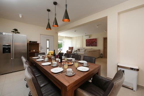 Luxury Villa Goga