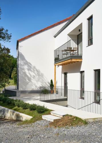Bao 4 / Apartamento Con Terraza