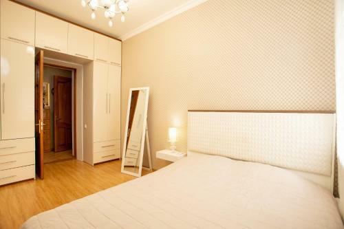 3 Bedroom Apartment Town Center