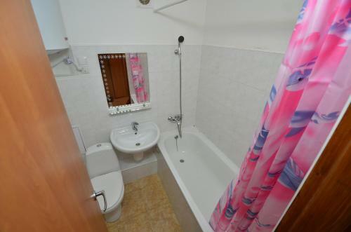 Apartment On Navarynska