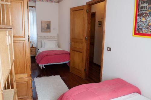 House, 6 People, Private Pool And Garden