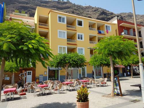 Playa Puerto Tazacorte Modern Beach Apartment