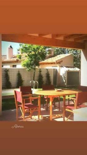 La Alberca Casa Con Jard�n Y Piscina