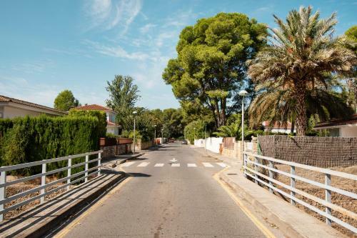 Lovely House In La Mora Beach