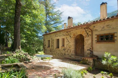 Rustic & Scenic Mas Corbella Cottages By Angel Host