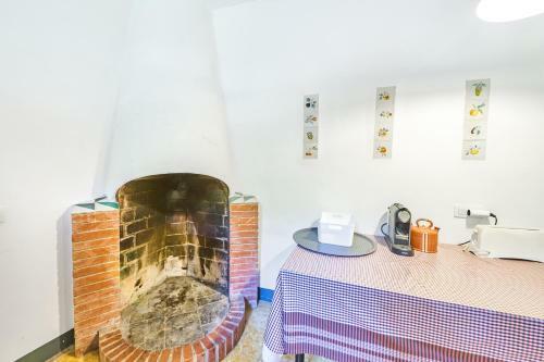 Rustic & Scenic Mas Corbella Cottages By Angel Host