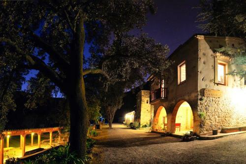 Rustic & Scenic Mas Corbella Cottages By Angel Host