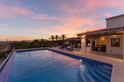 Luxury Villa With Panoramic Views Over Moraira