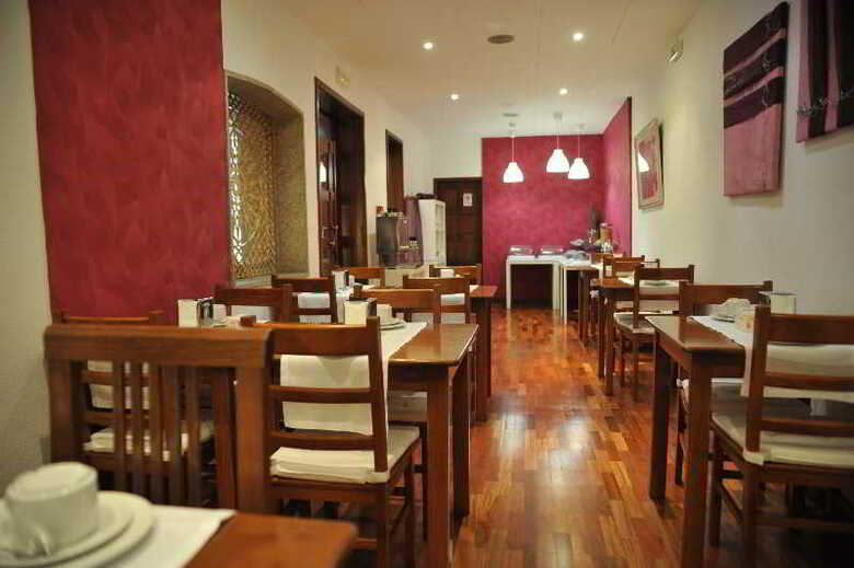 Porto Domus Hotel