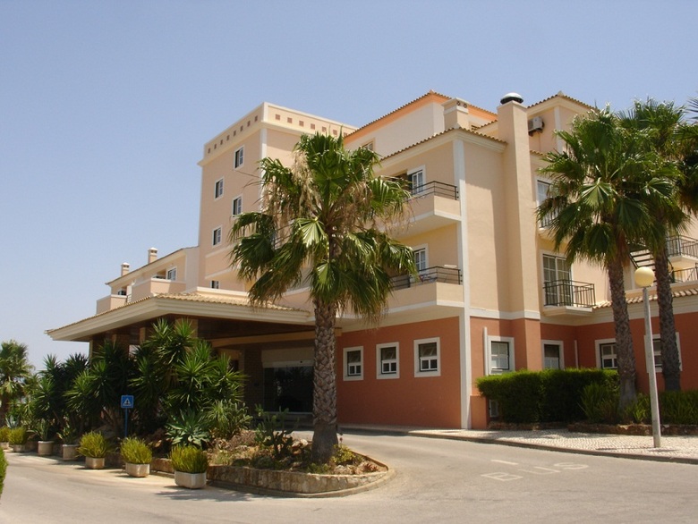 Aparthotel Vitor's Plaza
