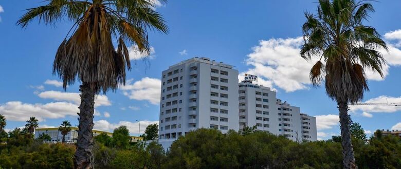Hotel Apartamentos Turisticos Janelas Do Mar