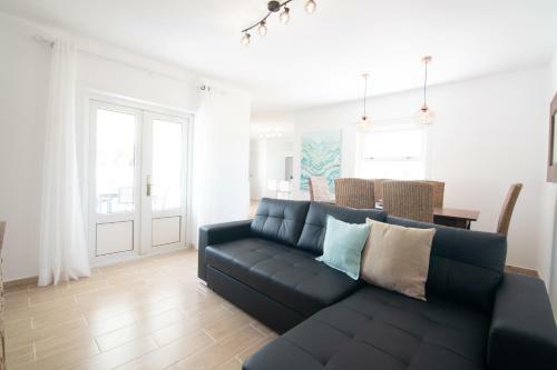Apartamento Playa Roca Penthouse. Great Sea Views!