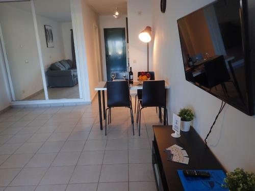Apartamento Beautiful Studio On The Seafront