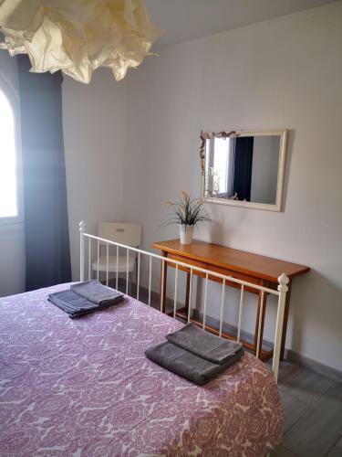 Comfortable Cleo Apartment With Large Terrace