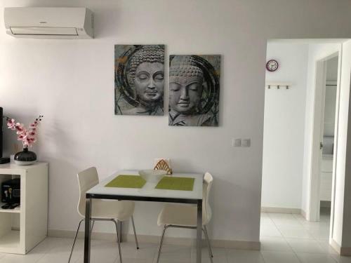 Los Arcos Apartment. Sea View