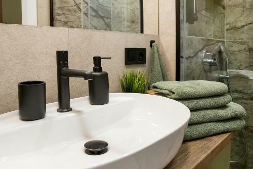 W&k Apartments - Balance Suite