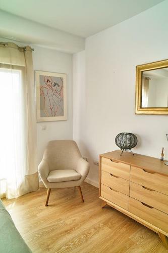 Fabulous Penthouse Downtown Tarifa, Maestro Apartments