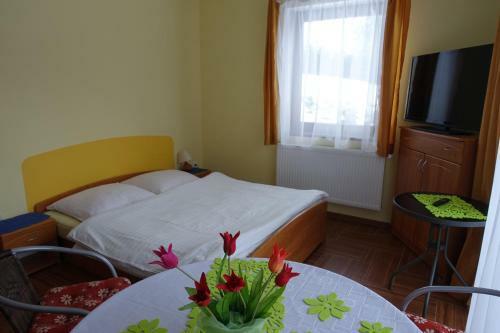 Hostal Apartamenty U Ani