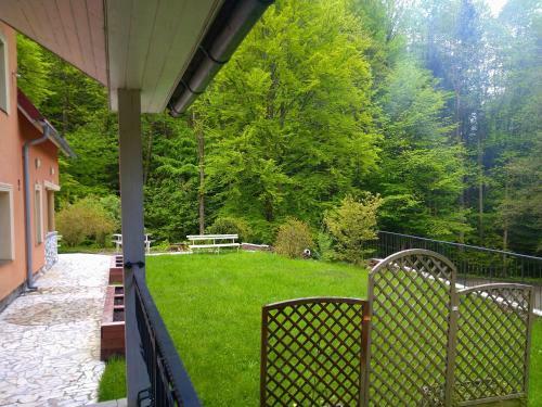 Bed & Breakfast Dworek Le?ny