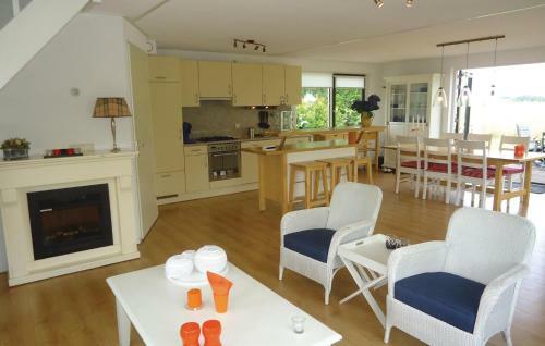 Holiday Home Tzummarum 23