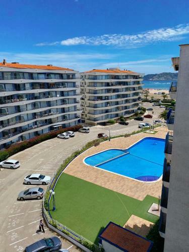 Apartamento Con Piscina Y Tenis. A 50m de La Playa