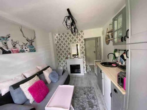 Kiry Apartment