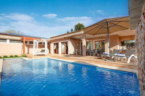 Beautiful Mediterranean Villa Villa Tramuntana