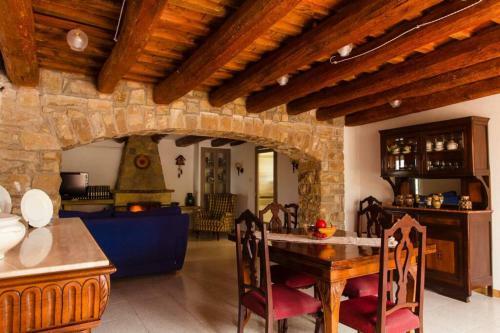 Masia Can Castanyola